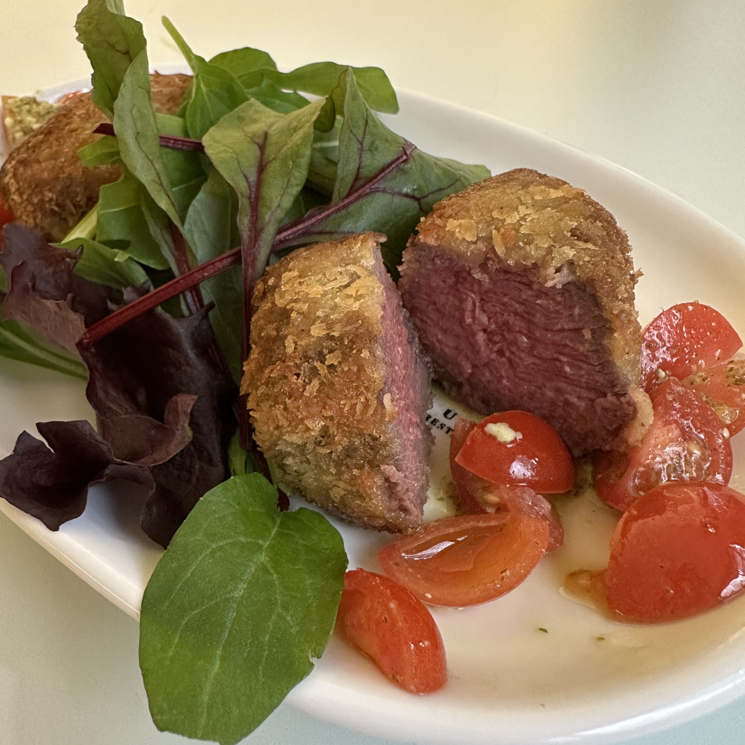 - 2月の旬菜 -<br />
蝦夷鹿肉のカツレツケッカソース