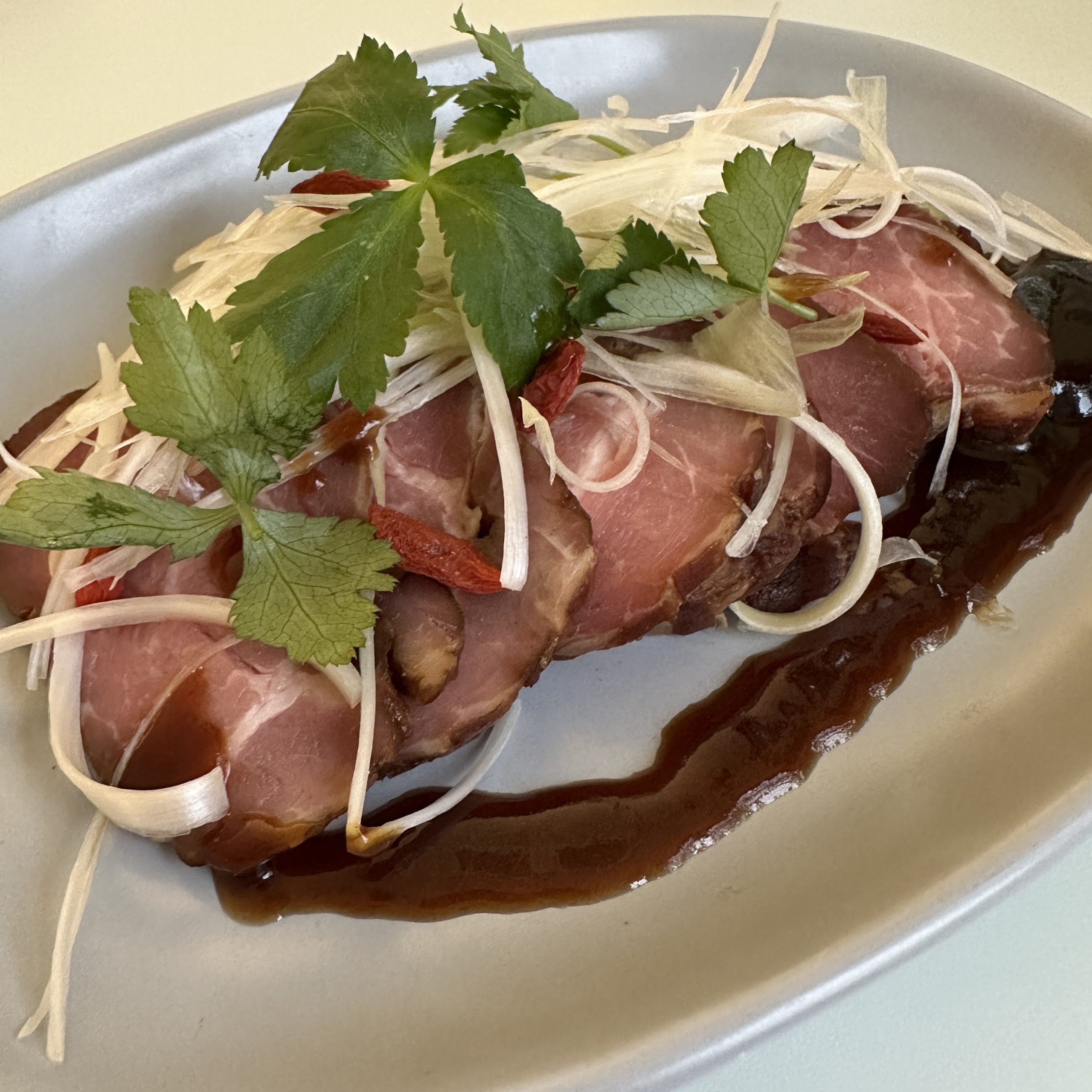 - 2月の旬菜 -<br />
豚肩ロース肉のロースト中華風