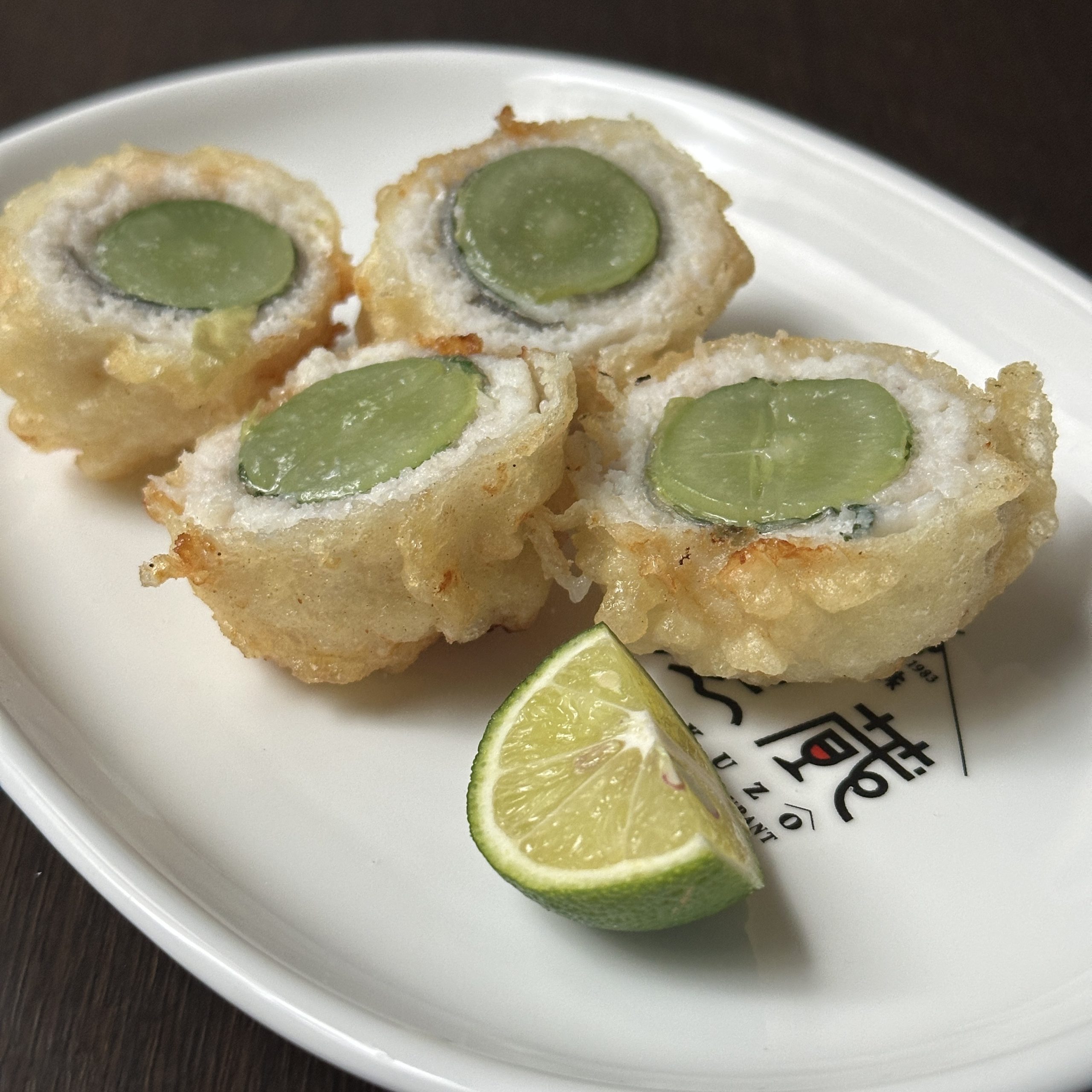 - 10月の旬菜 -<br />
鱧とブドウのフリット大葉風味